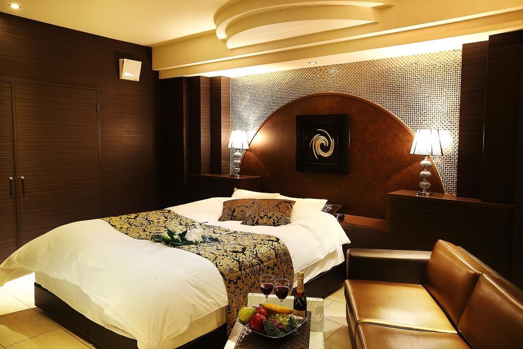 Hotel L'Eclair (Adults Only) Фукуяма Стая снимка
